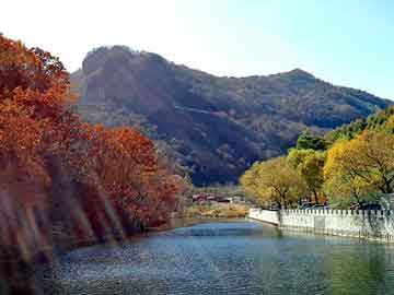 春节和劳动节各增1天，2025年放假安排来了 